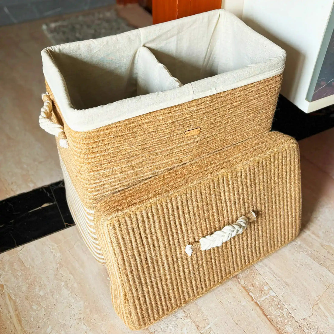 laundry basket with compartment